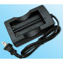 Зарядное устройство для Северной Америки с кабельным соединением для двух аккумуляторов PCS 18650